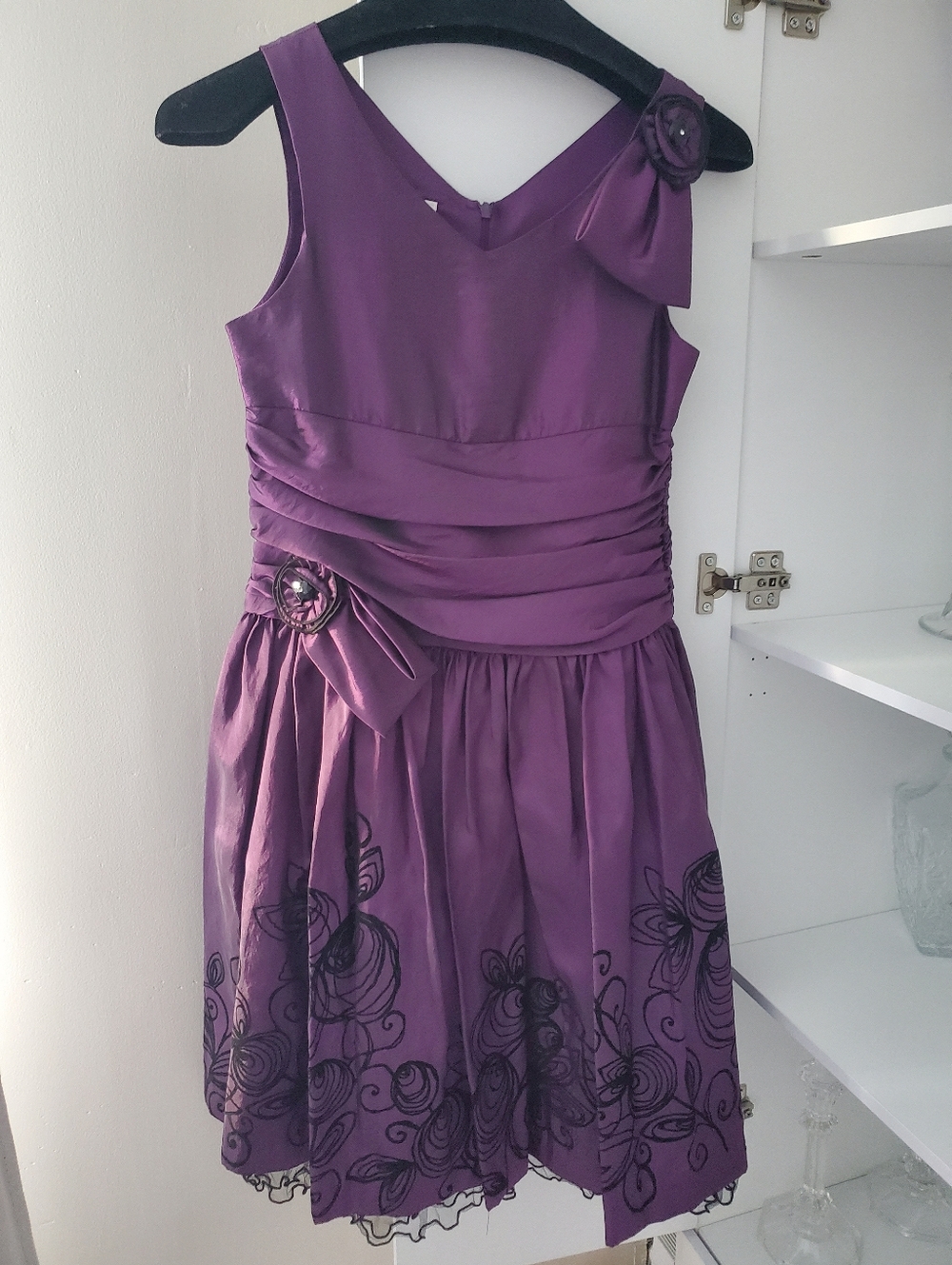 Purple Floral-Appliqué Girls' Party Dress
